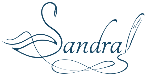 logo texto sandra con boligrafo